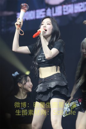 85Irene裴珠泫 25年短裙丝袜紧身裤等多造型 3530张