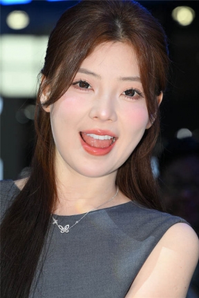 90春晓 车展现场 凉高超清多角度特写 75张
