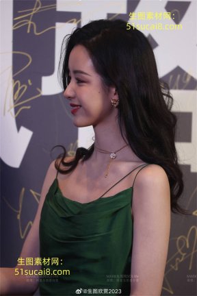 82陈都灵 露背吊带裙+凉高 高清面部 179张