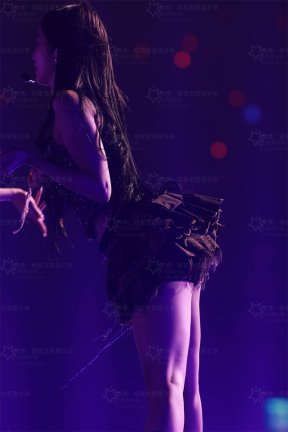 228中村一叶KAZUHA 26年7月 多造型完整舞台 2682张