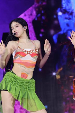 184 中村一叶KAZUHA 24年吊带+抹胸短裙舞台 308张