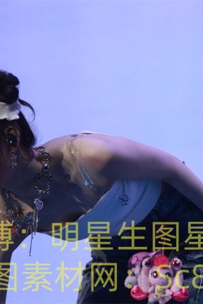 88IVE金志垣(LIZ) 25年11月2号 热裤+吊带等造型合集 1800张